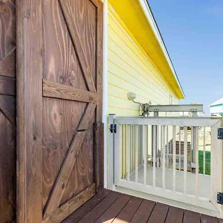 Beach House With Ocean View Surfside Beach Exteriér fotografie