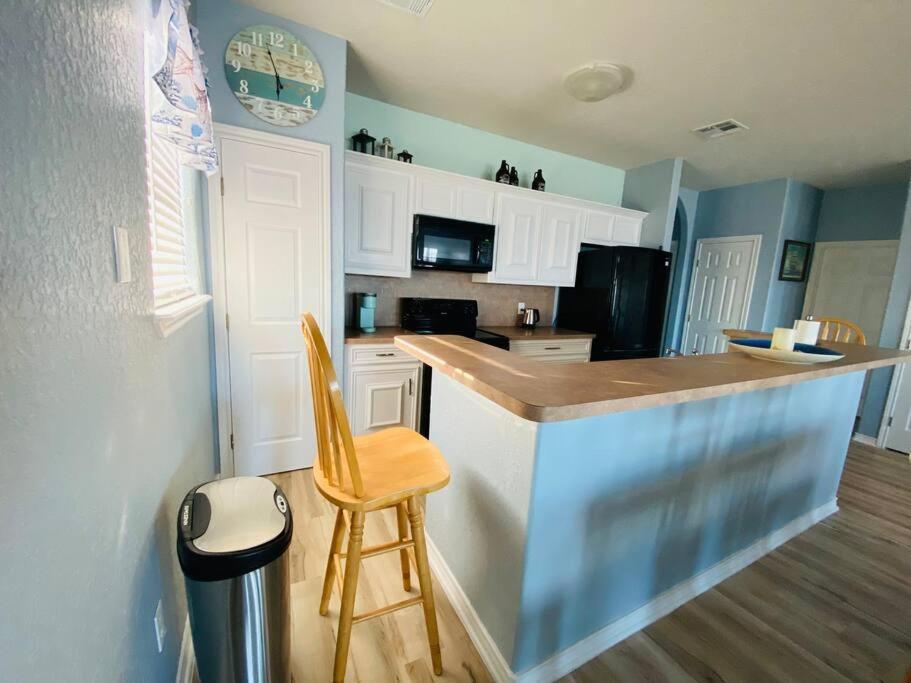 Beach House With Ocean View Surfside Beach Exteriér fotografie