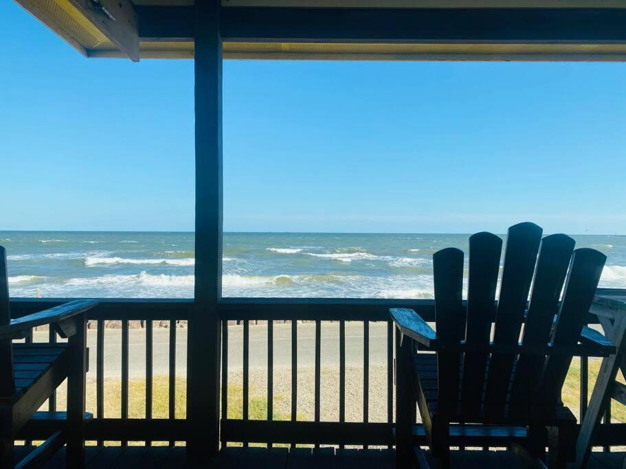 Beach House With Ocean View Surfside Beach Exteriér fotografie