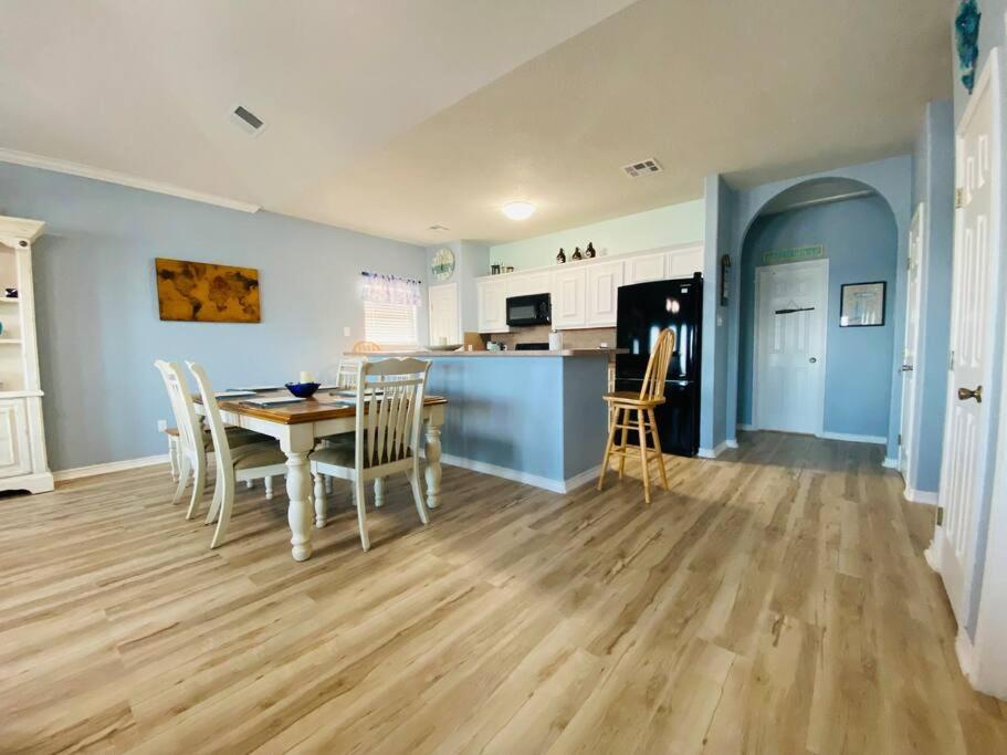 Beach House With Ocean View Surfside Beach Exteriér fotografie