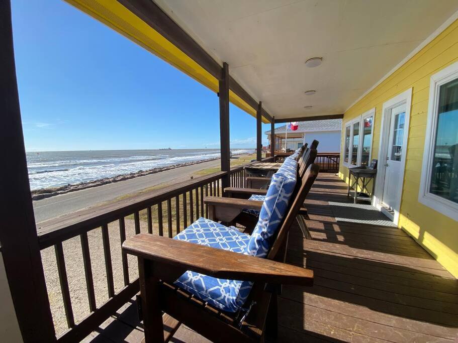 Beach House With Ocean View Surfside Beach Exteriér fotografie