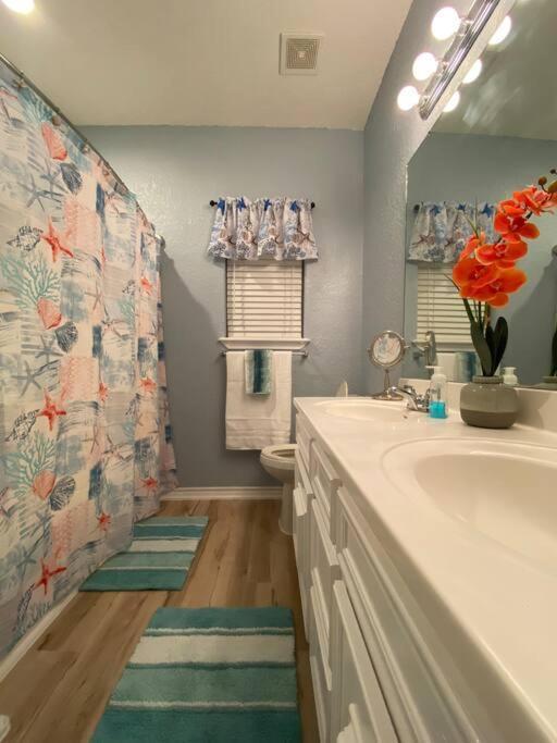 Beach House With Ocean View Surfside Beach Exteriér fotografie